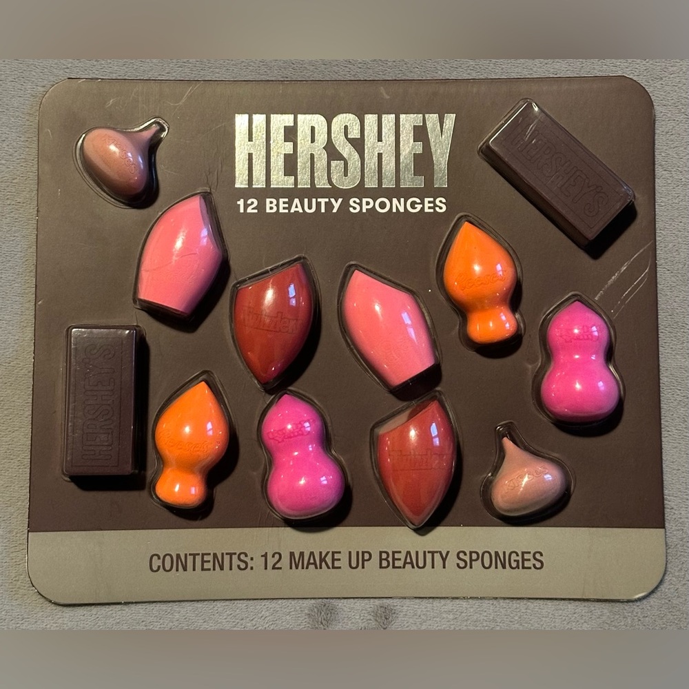 HERSHEY 12 Beauty Sponges/ NWT